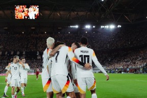 k1体育官网登录-德国杯倒计时，罗马赛后刷新队史纪录，细节引发关注，底气十足，临场指挥获称赞