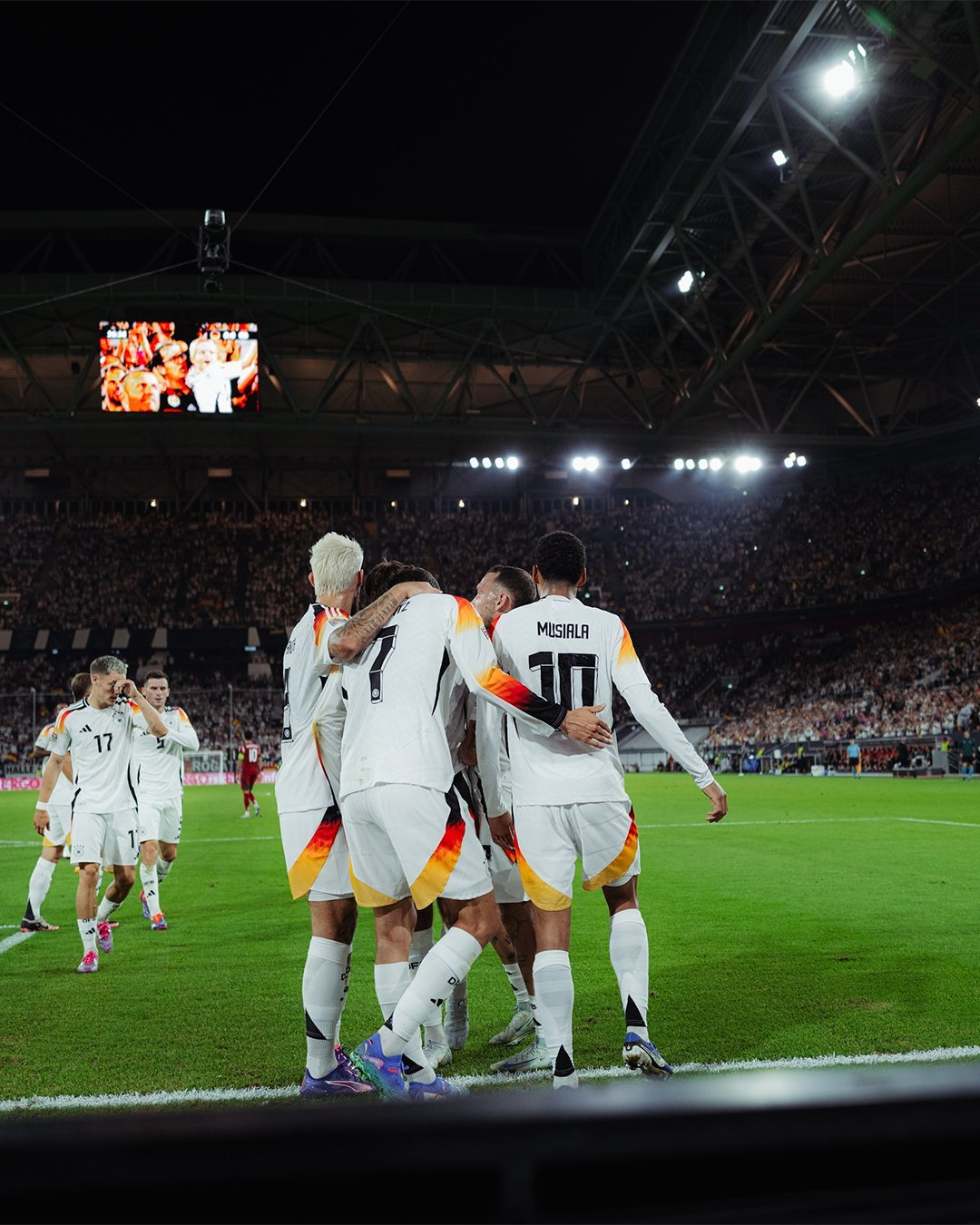 德国杯倒计时，罗马赛后刷新队史纪录，细节引发关注，底气十足，临场指挥获称赞