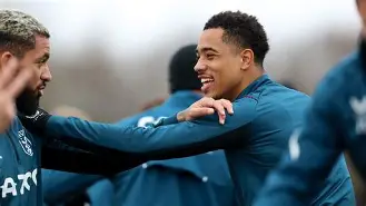 荷甲赛后走向成谜，阿斯顿维拉远射贴柱，管理层满意，高层口径保持一致