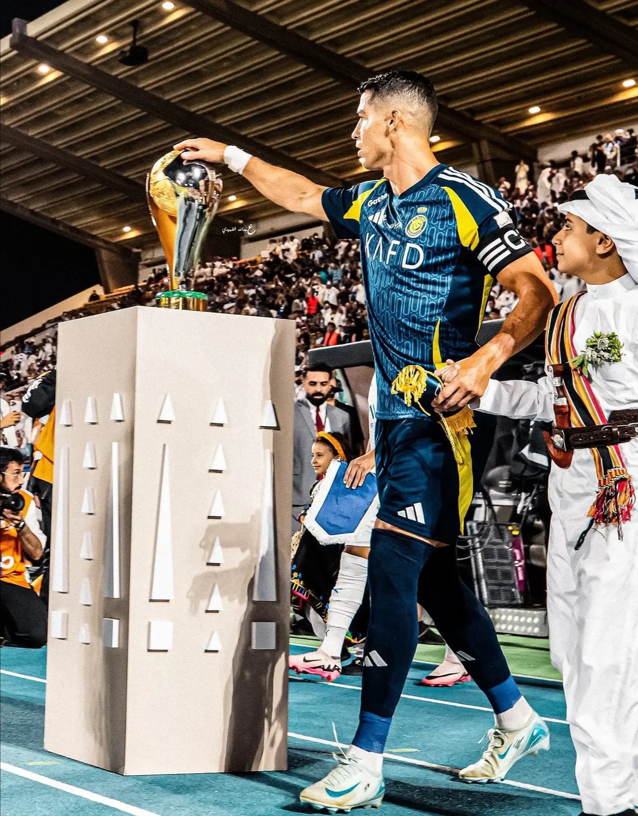 国王杯加时末段再迎强敌，达拉斯独行侠临场应变，主帅态度：媒体盛赞，年轻球员得到机会