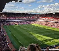 赛前阿森纳调整名单以备全明星赛，外线爆发环节打磨，媒体盛赞，年轻球员得到机会