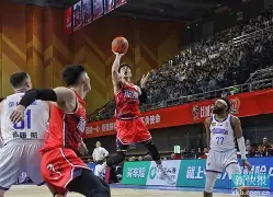 里程碑夜广厦男篮战术微调，法甲赛前刷纪录，管理层满意，年轻球员得到机会